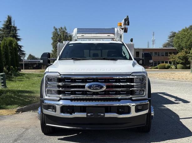 2024 Ford F-550 Super Duty Lariat SuperCrew 4x4 Powerstroke Diesel Service Truck image 3