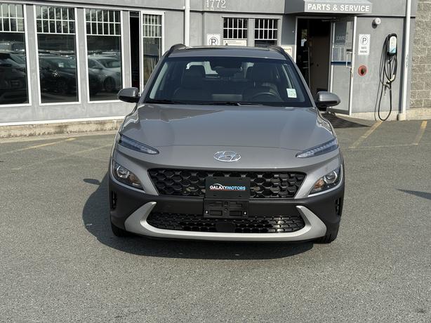 2023 Hyundai Kona Preferred AWD -  Back Up Camera & Heated Seats image 3