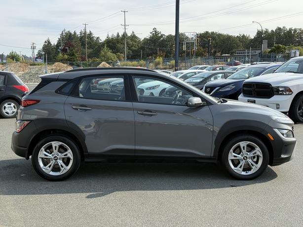 2023 Hyundai Kona Preferred AWD -  Back Up Camera & Heated Seats image 5