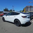 2022 Tesla Model Y Long Range AWD | Backup Camera | One Owner! thumbnail image 4