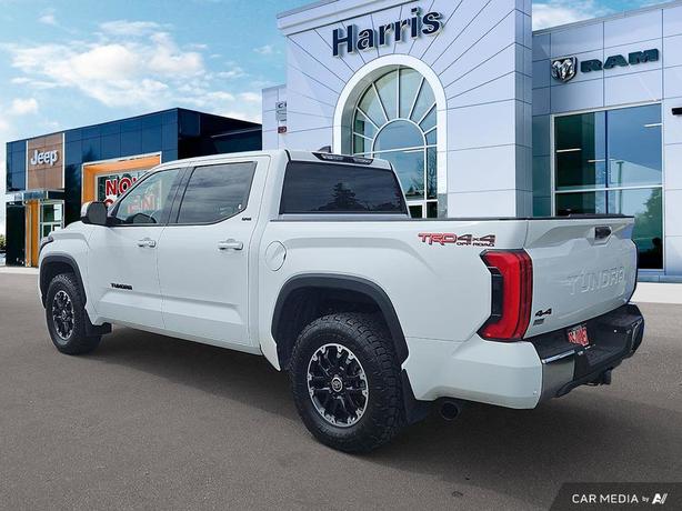 2022 Toyota Tundra 4x4 Crewmax SR | Keyless Start | Bluetooth Connection! image 4