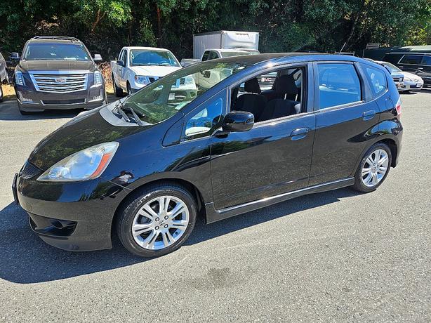 2009 Honda  Fit Sport image 3