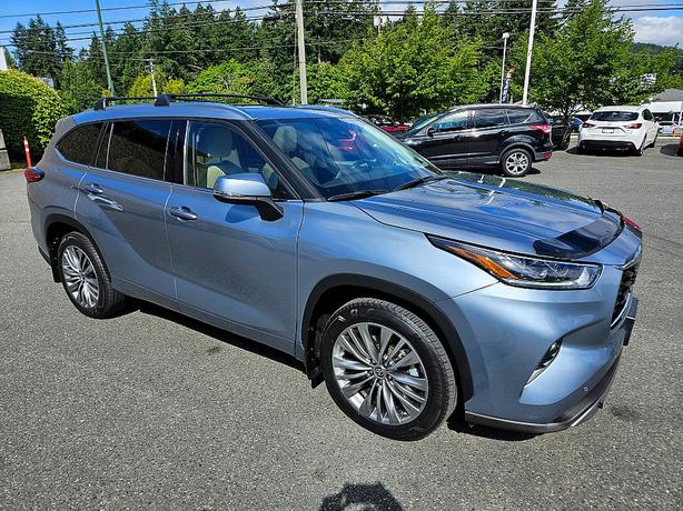 2020 Toyota  Highlander Platinum image 1