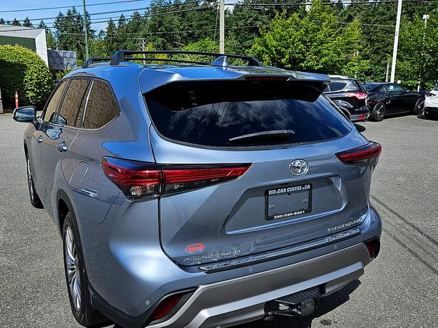 2020 Toyota  Highlander Platinum image 5