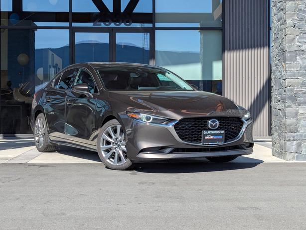 2020 Mazda Mazda3 Preferred - No Accidents, AWD, Sunroof, Leather image 4