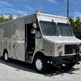 2008 Morgan Olson Workhorse W62 16-Foot Mobile Service Workshop Step Van thumbnail image 1