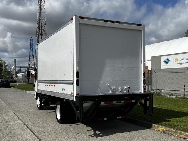 2016 Isuzu NQR 16 Foot Cube Van with Power Tailgate Diesel image 8