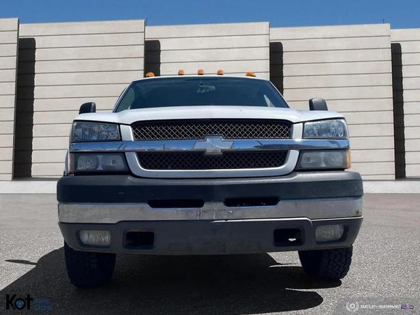 2004 CHEVROLET SILVERADO 2500HD image 2