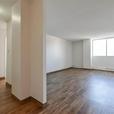 3 Bedrooms Kingsway Lofts &amp; Apartments thumbnail image 4