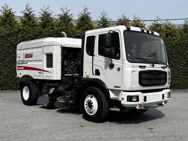 2012 Autocar Xpert Elgin Sweeper Cummins Diesel Air Brakes image 1