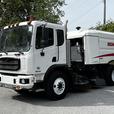 2012 Autocar Xpert Elgin Sweeper Cummins Diesel Air Brakes thumbnail image 5