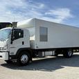 2024 Isuzu FVR 28-Foot Cummins Diesel Cube Van with Power Tailgate and Partition thumbnail image 5