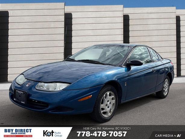 2001 Saturn SC MANUAL, KEY TWO DOOR, SUNROOF, GREY INTERIOR, CD PLAYER WITH RADI image 1