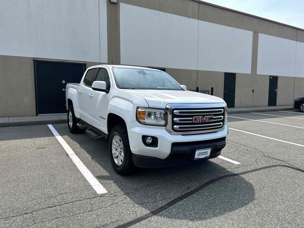 2017 GMC Canyon image 1