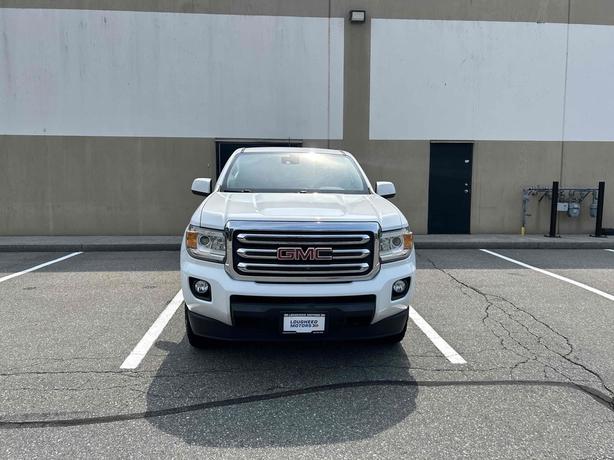 2017 GMC Canyon image 2