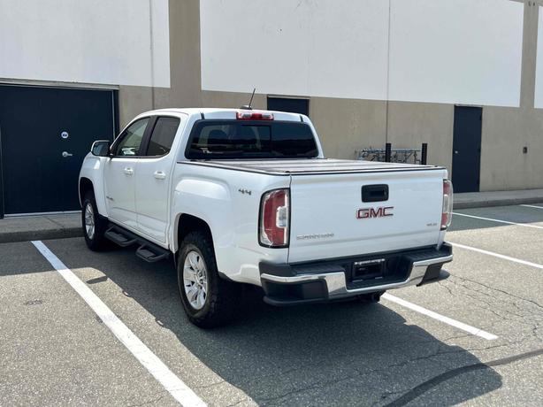 2017 GMC Canyon image 4