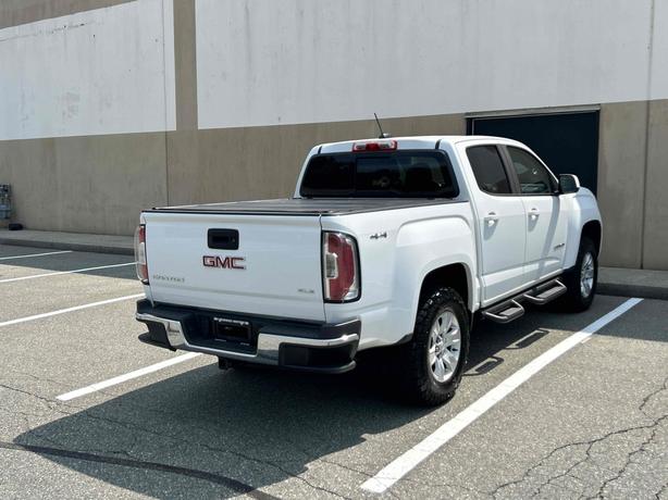 2017 GMC Canyon image 6