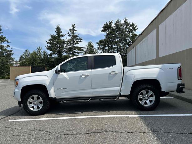 2017 GMC Canyon image 7