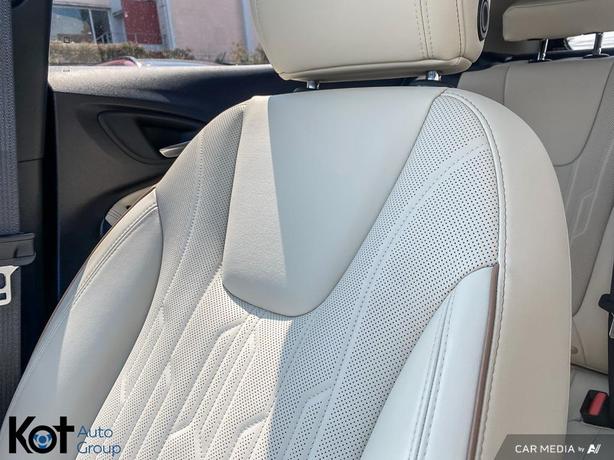 2024 Buick Encore GX AVENIR image 8