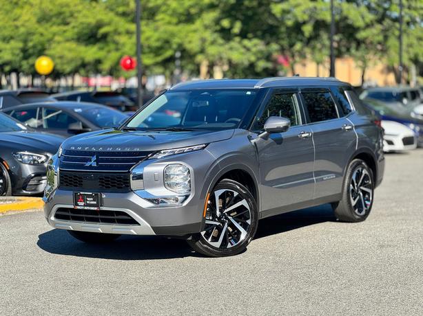 2023 Mitsubishi Outlander LE Premium - Navigation, Heated Steering Wheel image 1