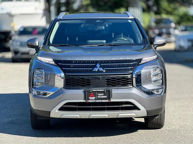 2023 Mitsubishi Outlander LE Premium - Navigation, Heated Steering Wheel image 2