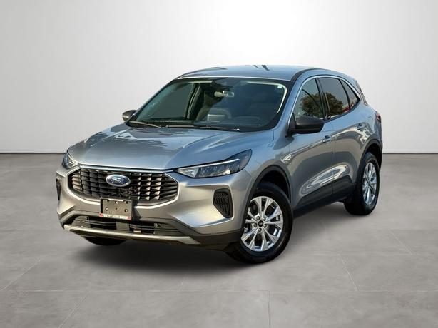 2024 Ford Escape image 1