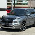2024 Mitsubishi Outlander thumbnail image 2