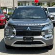 2024 Mitsubishi Outlander thumbnail image 3