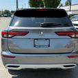 2024 Mitsubishi Outlander thumbnail image 7