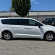 2024 Chrysler Pacifica thumbnail image 8