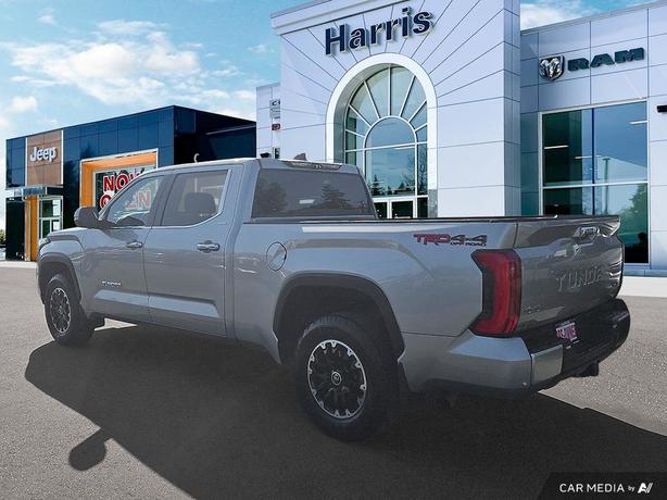 2023 Toyota Tundra Limited 4x4 Crewmax | Heated Seats! image 4