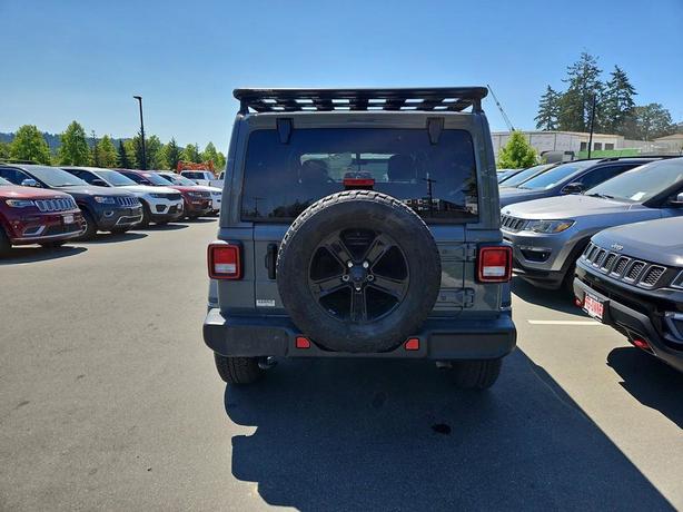 2023 Jeep Wrangler Sahara Altitude 4Dr 4x4 | One Owner | No Reported Accidents! image 5