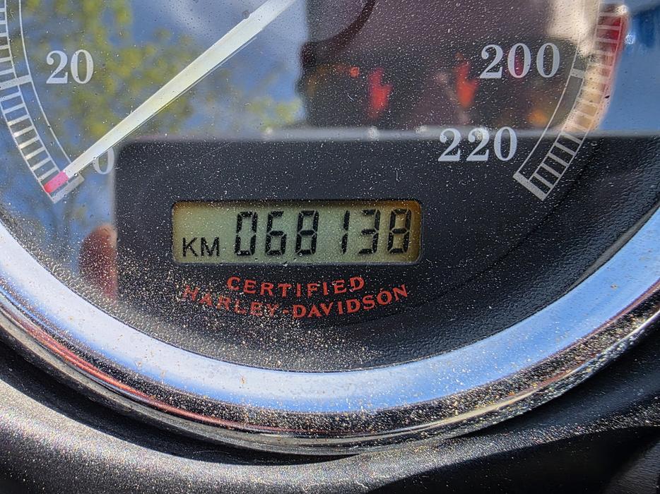 2005 Harley-Davidson FLHTCI display photo