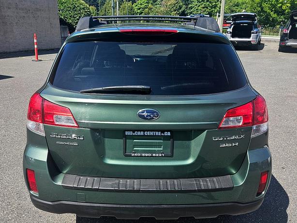 2011 Subaru  Outback 3.6R Prem Pwr Moon image 3