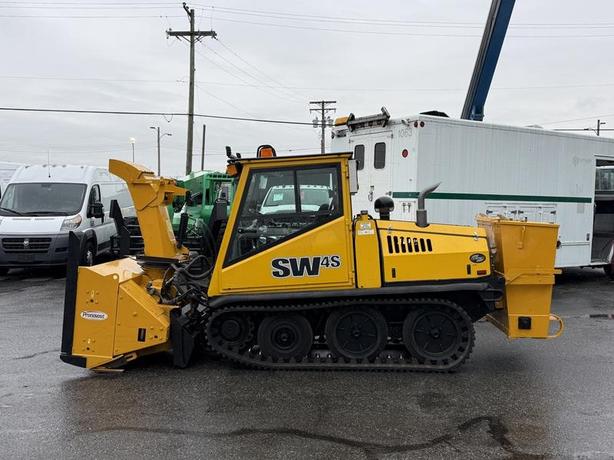 2008 Camoplast SW 4S Tracked Snow Blower Diesel with Spreader image 3