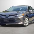 2019 Toyota Camry Hybrid LE Auto thumbnail image