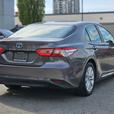 2019 Toyota Camry Hybrid LE Auto thumbnail image 5