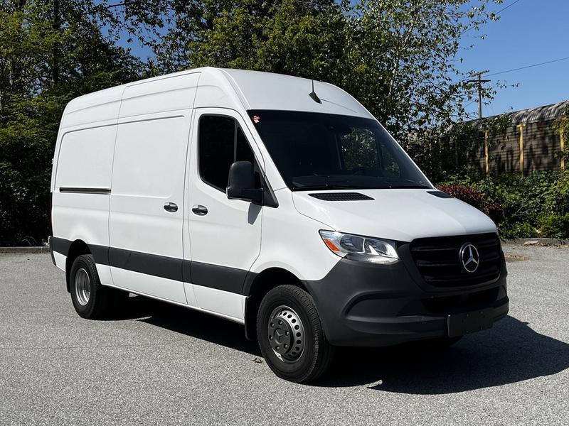 2022 Mercedes-Benz Sprinter 3500 High Roof Cargo Van 144 Inch WheelBase display photo