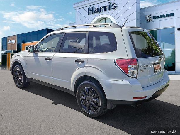 2011 Subaru Forester 5dr Wgn Auto 2.5X | Bluetooth Connection | Cruise Control! image 4