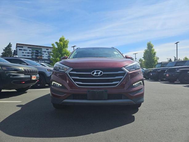 2016 Hyundai Tucson Limited | Power Liftgate | Heated Seats! image 2