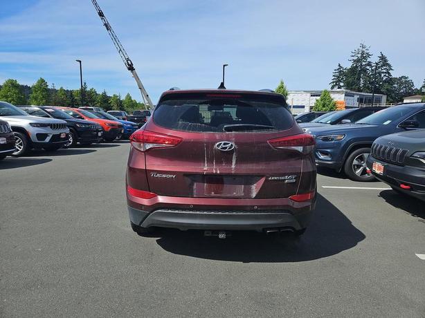 2016 Hyundai Tucson Limited | Power Liftgate | Heated Seats! image 5