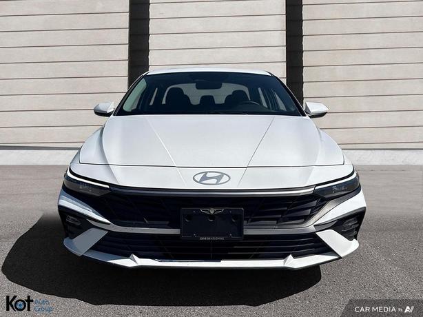 2024 Hyundai Elantra Preferred FORWARD COLLISION! BLINDSPOT! BACKUP CAMERA!NO AC image 2