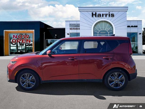 2020 Kia Soul EX | Heated Seats! image 3