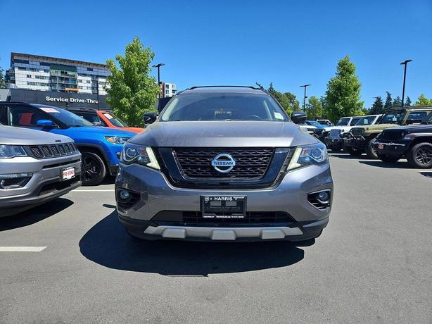 2019 Nissan Pathfinder 4x4 SL Premium | Panoramic Sunroof | Bluetooth Integratio image 2