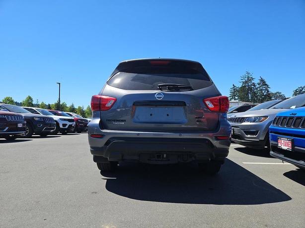2019 Nissan Pathfinder 4x4 SL Premium | Panoramic Sunroof | Bluetooth Integratio image 5