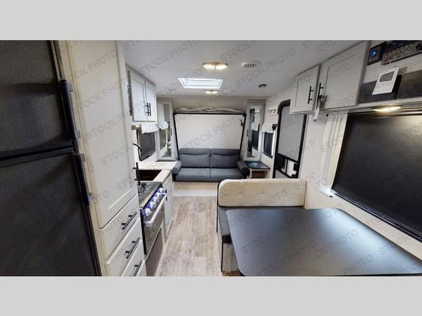 Used 2022 Forest River RV Vibe 21BH image 2
