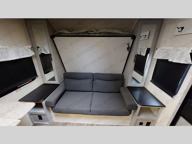 Used 2022 Forest River RV Vibe 21BH image 4