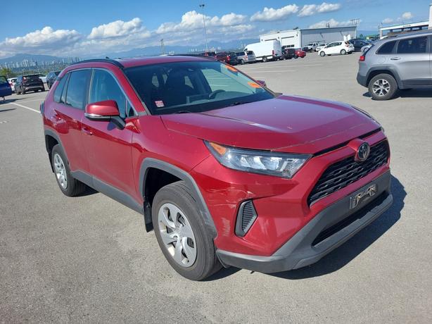 2020 Toyota RAV4 LE AWD | One Owner! image 3