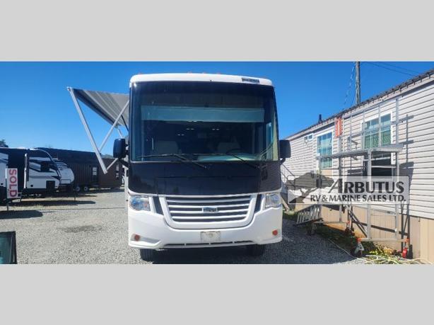 Used 2013 Newmar Bay Star Sport 3310 image 1