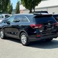 2019 Kia Sorento LX - No Accidents, Heated Steering Wheel thumbnail image 4